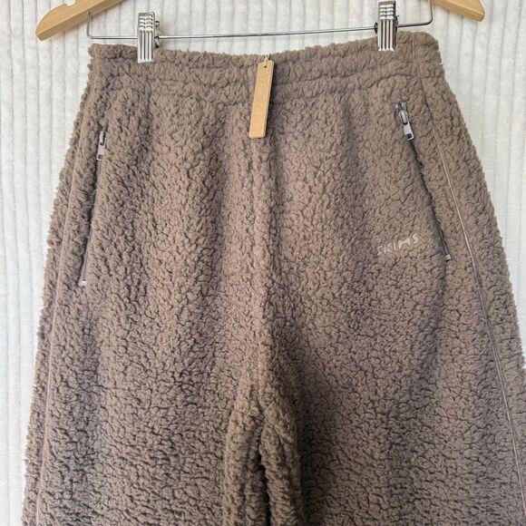 NWT SKIMS Sherpa Teddy Joggers in Dessert (brown) Women’s Size S - Picture 8 of 12